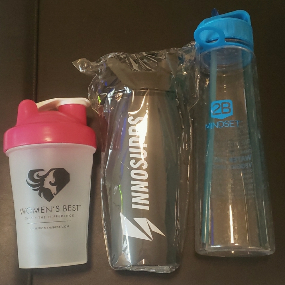 Protein shaker cup (2 sizes) and water bottle